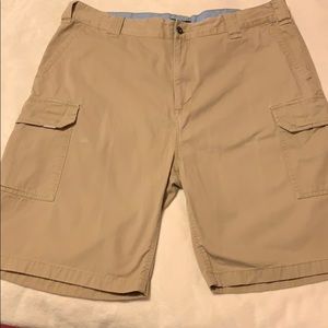Men’s cargo shorts